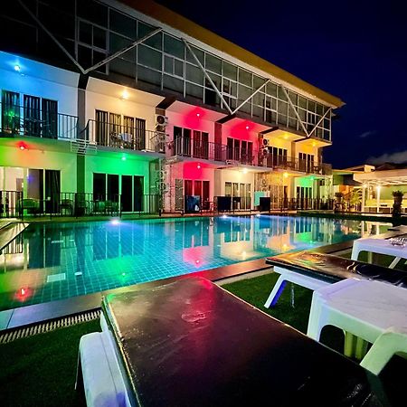 Anantra Pattaya Resort Buitenkant foto