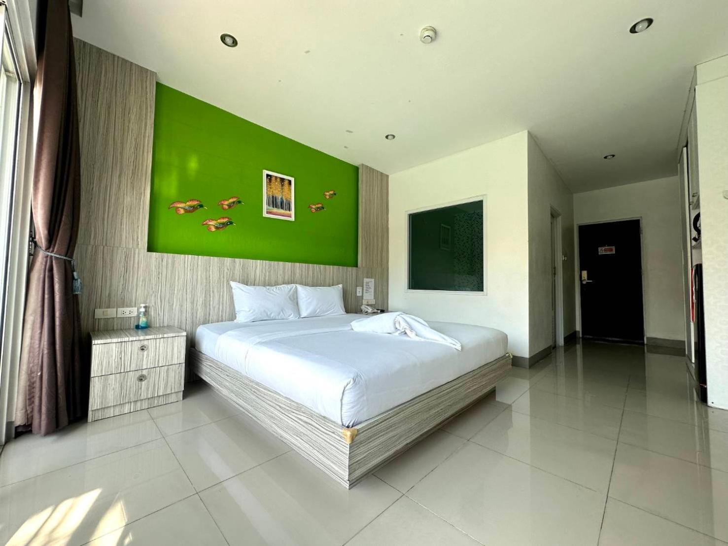 Anantra Pattaya Resort Buitenkant foto